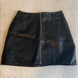 New faux leather skirt